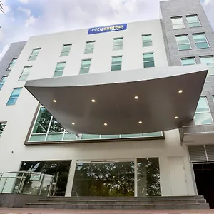 Express By Marriott Colombia Colombia